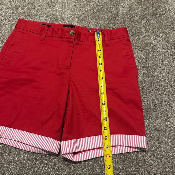 Talbots Red Relaxed Chino Short 7” Seersucker Cuffs Women’s Size 2 Preppy NWOT - Picture 16 of 16